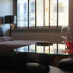 Lovely Apt Eiffel Tower